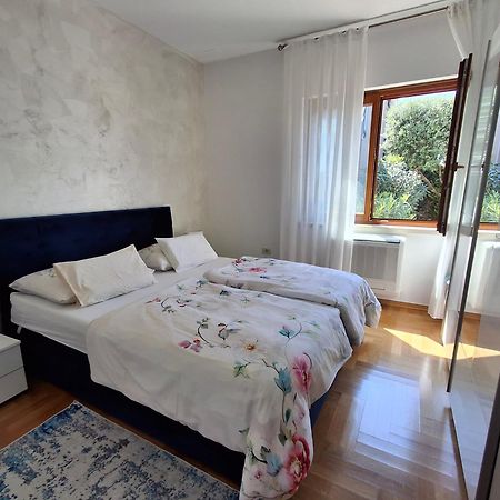 Apartments Leona อูมัค ภายนอก รูปภาพ